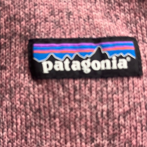 Patagonia Women’s 1/4 zip Heathered Purple Fleece Pullover - Picture 2 of 8